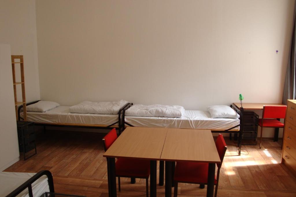 Dbc Hostel Будапешт Номер фото
